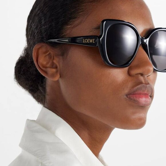 Loewe LW40133F 25A Sunglasses Ivory Butterfly Frame, Smoke Lenses main image 9